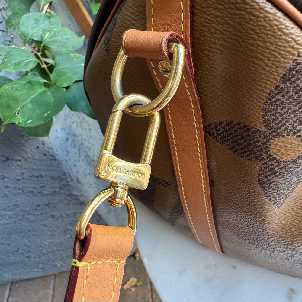Louis Vuitton Reverse Giant Monogram Speedy Bandouliere 30 - Picture 11 of 16